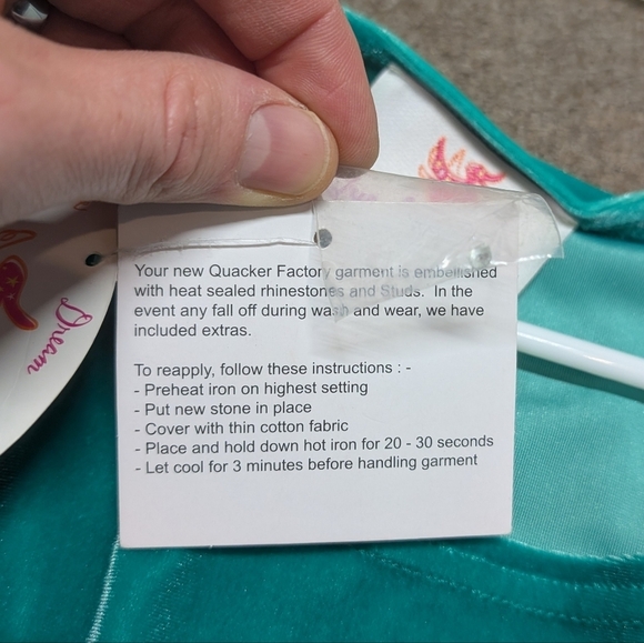 Quacker Factory (3X) Kelly Green Teal Short Sleeve Top Rhinestones NWT - Picture 8 of 9